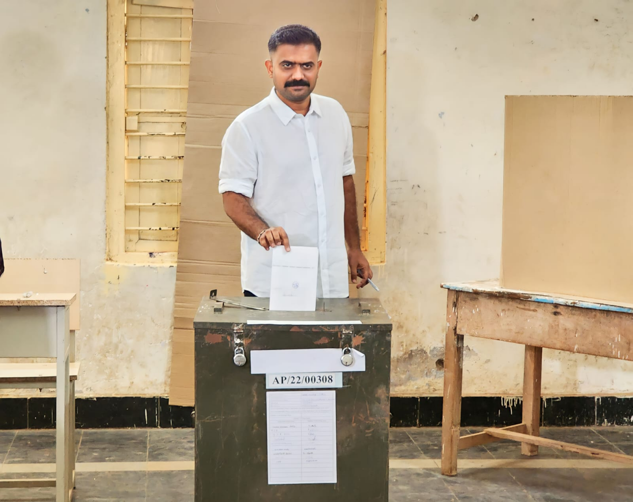 Kethireddy Venkatarami Reddy Biography, Age, Spouse, Family, Native ...