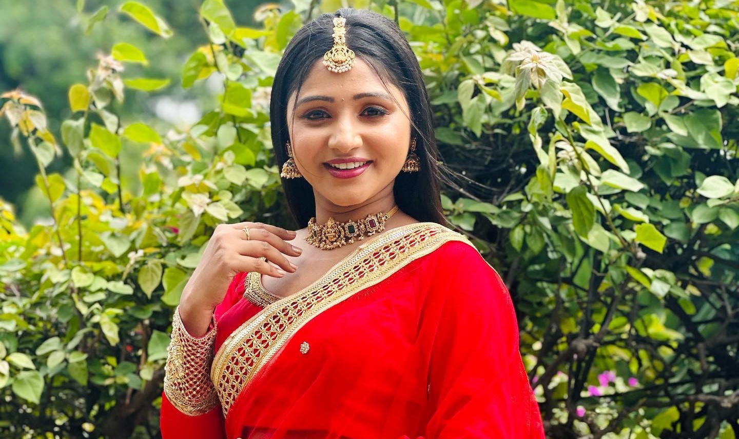 Kannada Amulya Sexy Video In Xnxx - Pavithra B Naik Biography, Wiki, Age, Husband, Family, Serials List & More  - Serial Updates